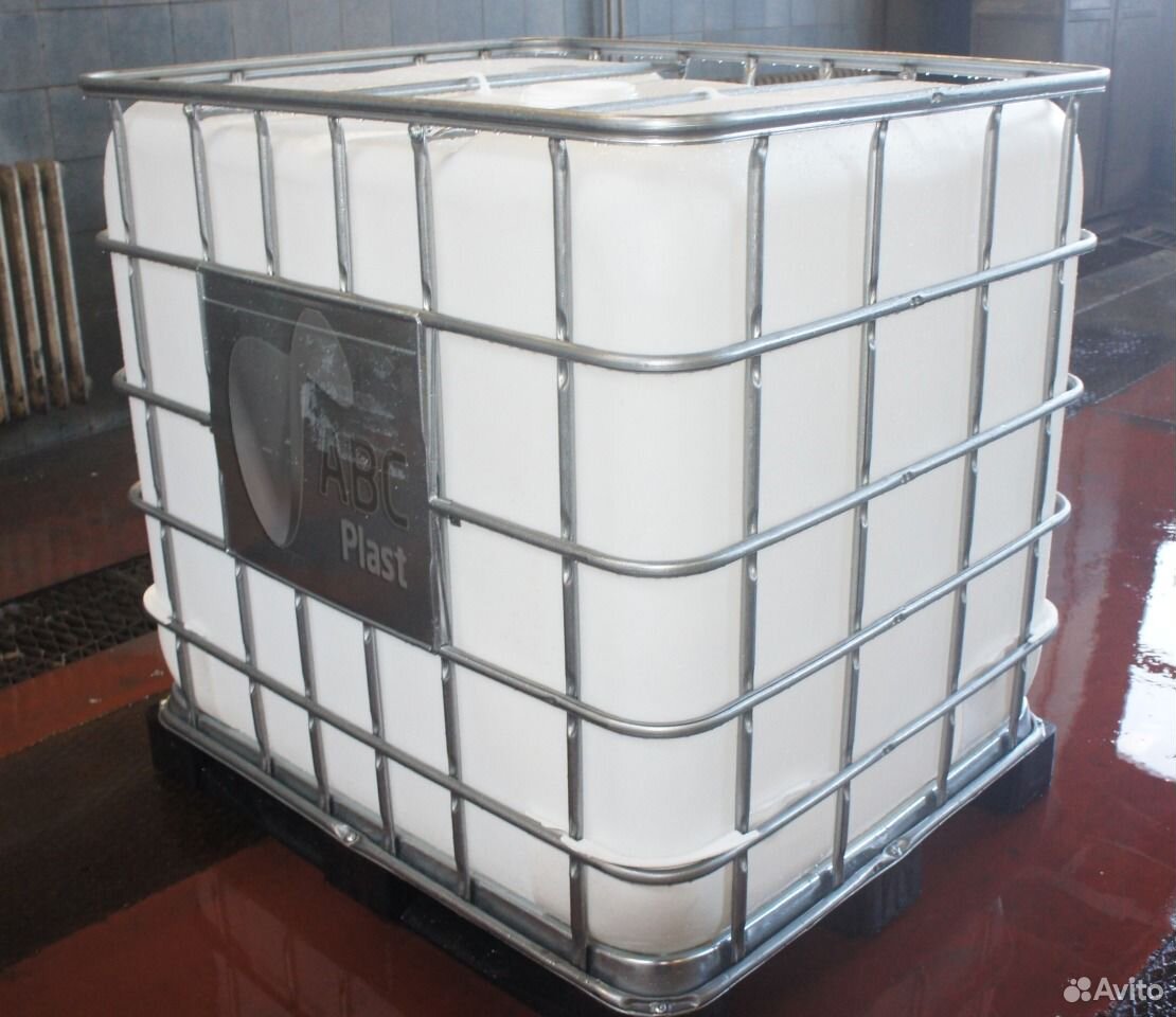 Авито кубы для воды. Бочка еврокуб 1000. Еврокуб Schutz. Еврокуб 1000л б/у. Новый IBC контейнер (еврокуб, 1000л) un31/ha1/y металлопластиковый поддон.