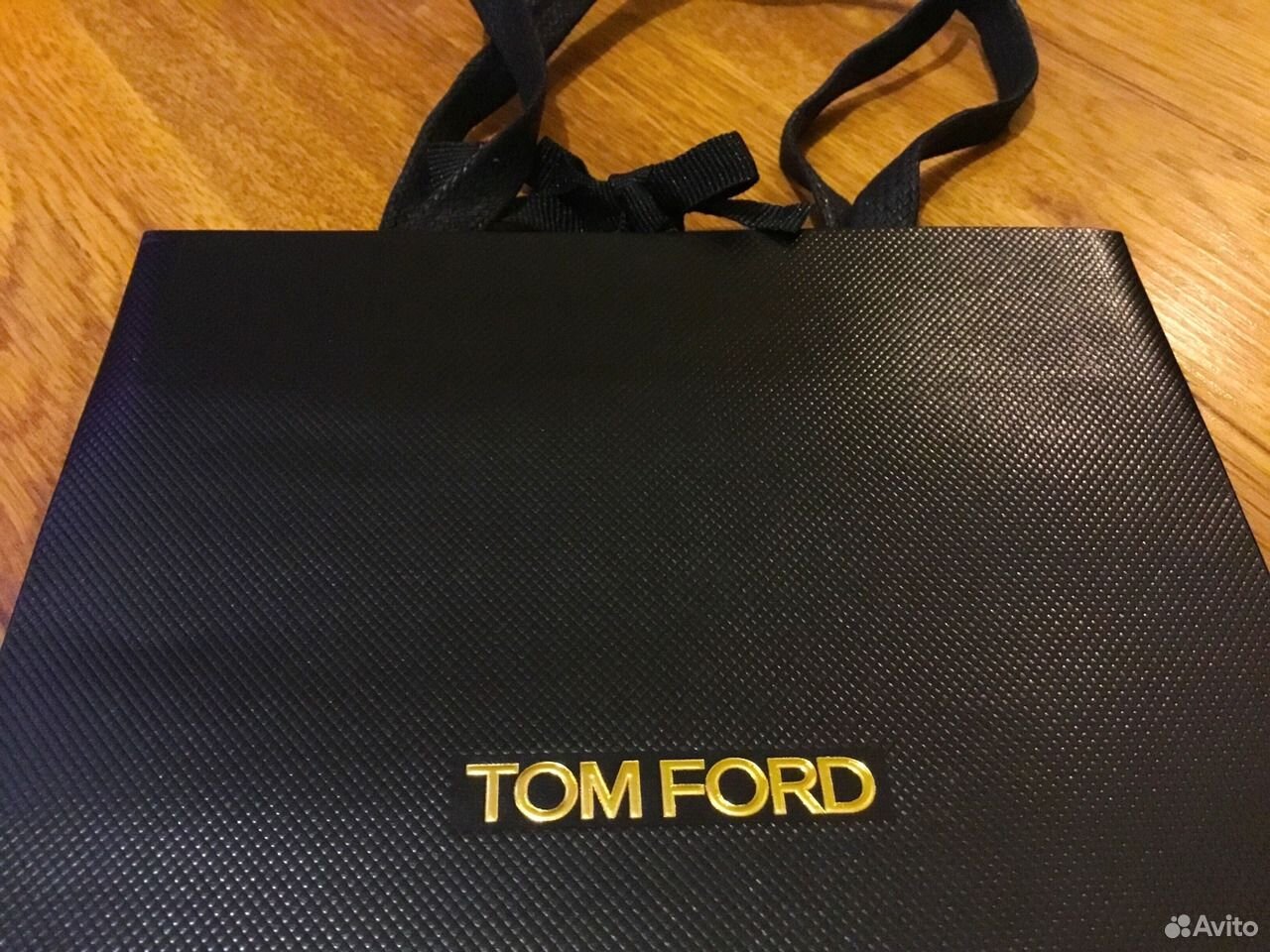 Пакет tom ford. Фирменные пакеты том форд. Подарочный пакет том форд. Tom ford подарочный пакет. Подарочный пакет tom ford 24.
