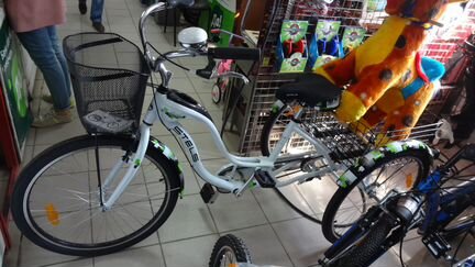 Трекколесный велосипед Стелс новый
