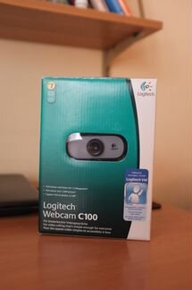 Веб камера Logitech С100
