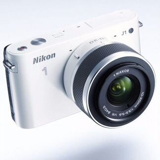 Nikon 1 j1+nikkor 10-30+переходники + 2 обьектива