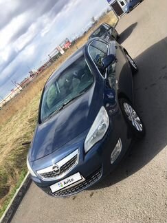 Opel Astra 1.6 AT, 2011, хетчбэк