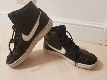 Утепленные кожаные кроссовки Nike
