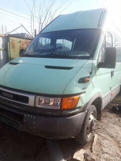 Iveco Daily 2.8 МТ, 2002, битый, 300 000 км