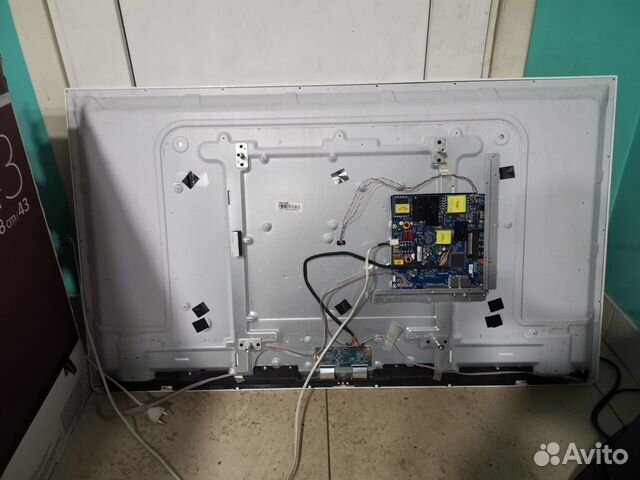 Телевизор Shivaki STV-50LED20W (По запчастям)