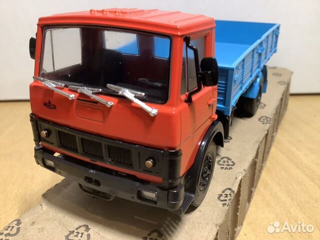 Модель автомобиля маз-5337 1:43 Modimio