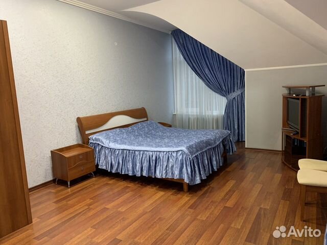 

5-к. коттедж, 360 м²