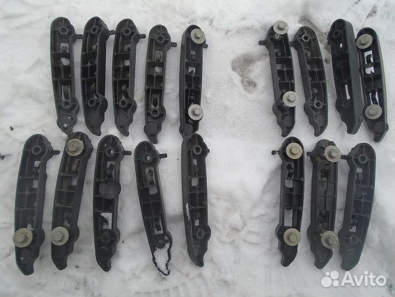 Range Rover Evoque 2011- кронштейн крепление крыла