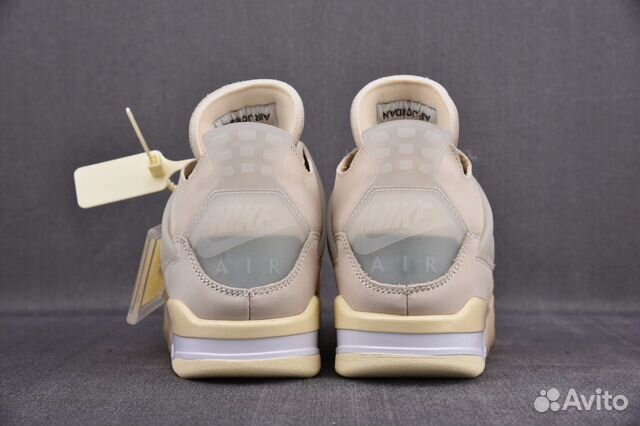 OFF-white x Nike Air Jordan 4 wmns ”saic“