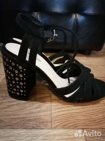 Босоножки женские, новые