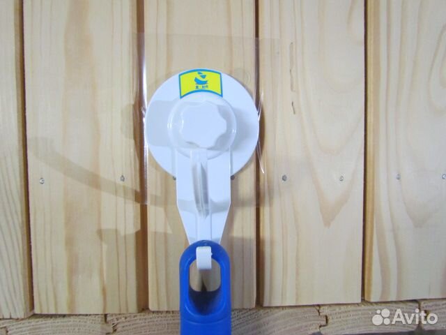 Крючок-вешалка с вакуумным креплением Крючок-вешалка с вакуумным креплением