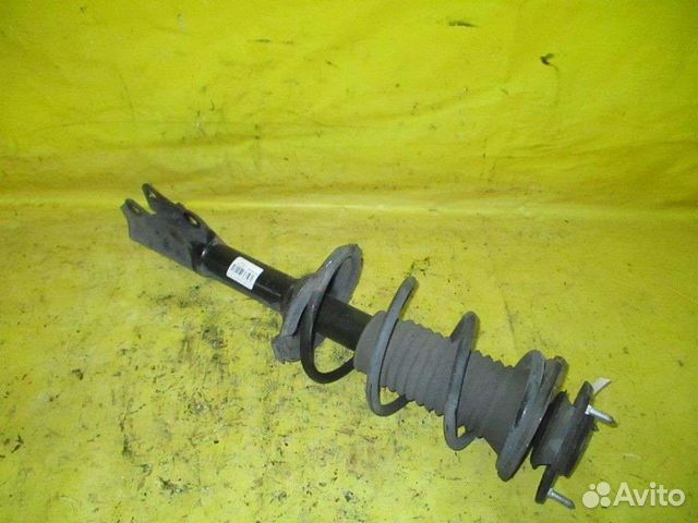 Передняя стойка Toyota Bb NCP30