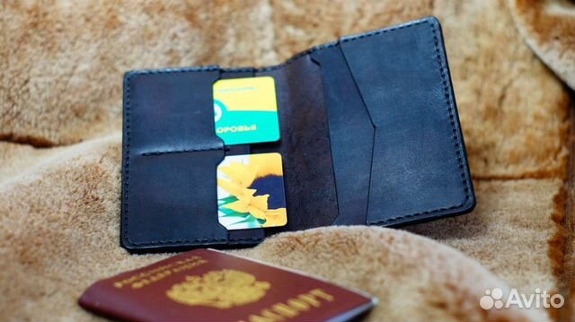 Обложка на паспорт. Кожа