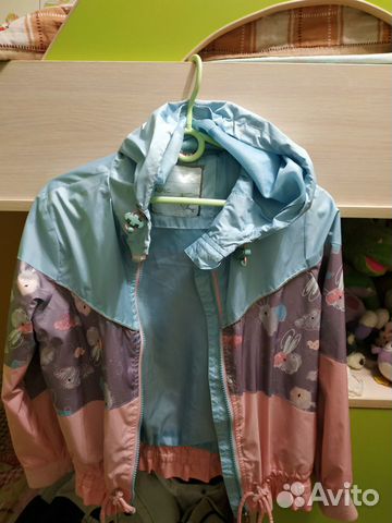 Ветровка для девочки
