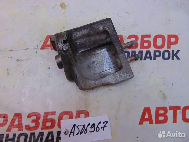 Кронштейн двигателя правый для Toyota Vista 4 199