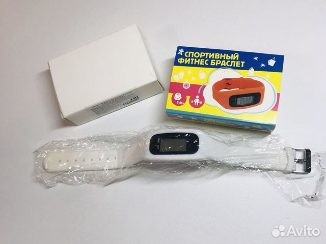 Спортивный фитнес браслет часы/шагомер/километраж