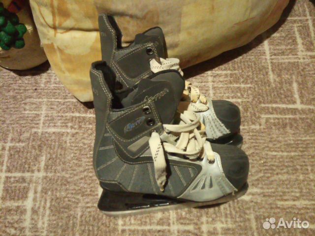 Коньки хоккейные детские