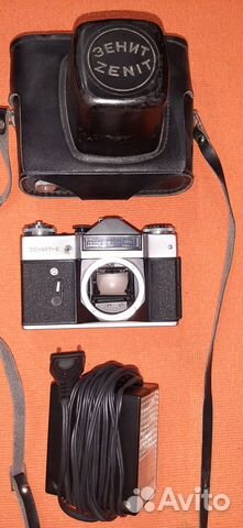 Фотоаппарат Зенит -Е, чехол, вспышка