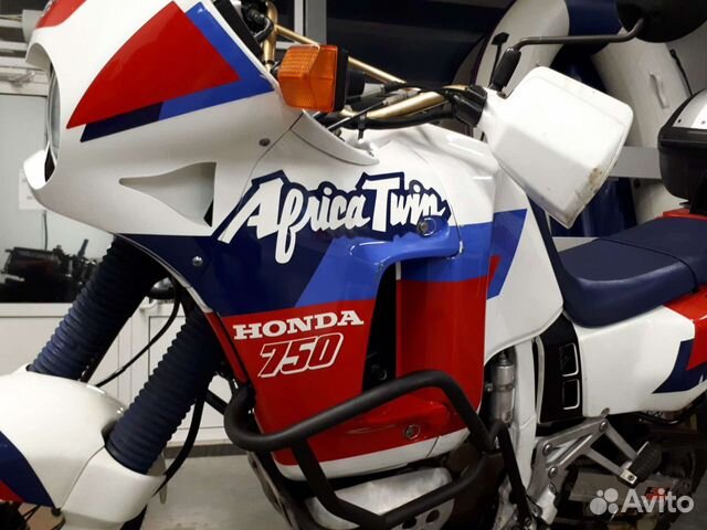 Honda Africa Twin 750 RD04