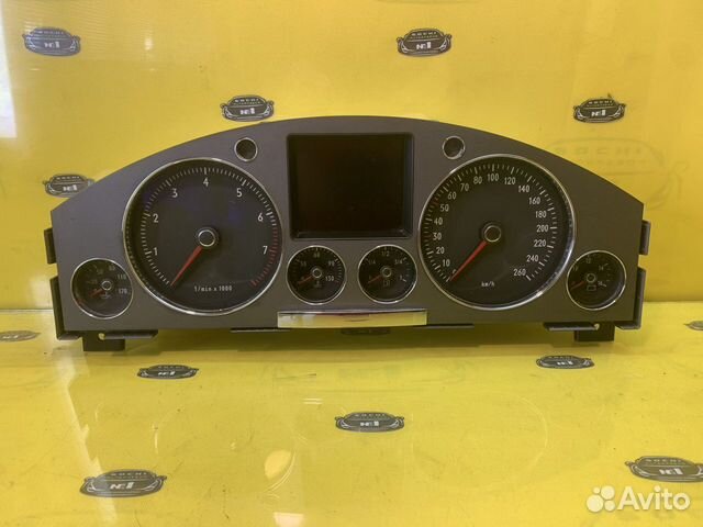 Спидометр Volkswagen Phaeton 3.2