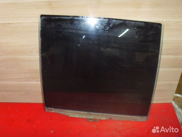 Стекло двери 6810346020 Toyota Raum (EXZ10)