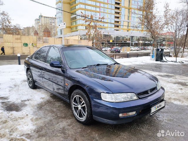 Honda Accord 1.8 AT, 1995, 200 900 км