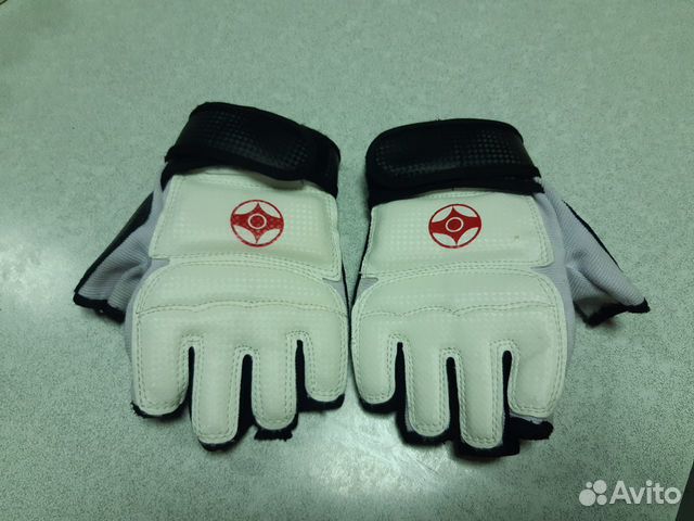 Перчатки защита рук каратэ Киокусинкай