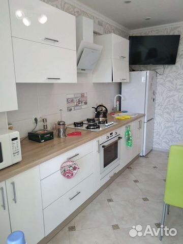 

1-к. квартира, 50 м², 4/10 эт.