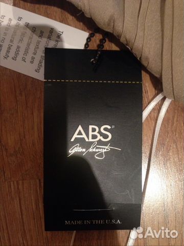 Новое платье американской фирмы ABC