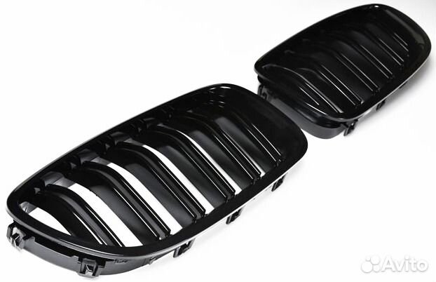Решетка радиатора бмв F10 BMW F10 черная М5 стиль Решетка радиатора бмв F10 BMW F10 черная М5 стиль