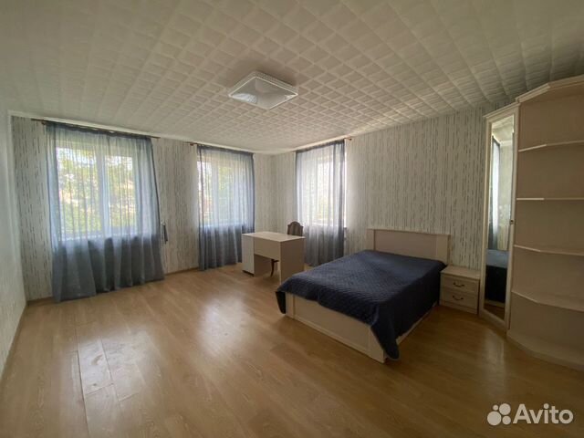 

5-к. коттедж, 200 м²