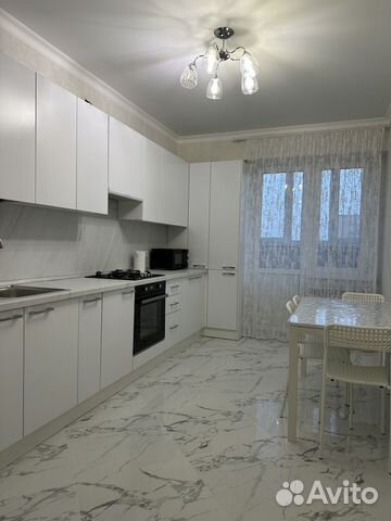 

1-к. квартира, 40 м², 8/9 эт.