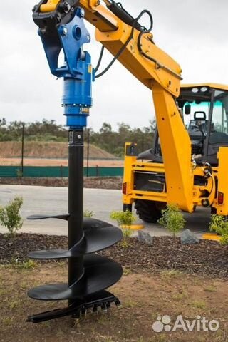 Аренда экскаватор погрузчик JCB (трактор) Аренда экскаватор погрузчик JCB (трактор)
