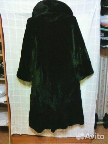 Шуба из мутона новая(торг уместен)
