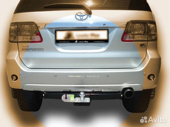 Фаркоп Leader Toyota Fortuner 2005-2017 Фаркоп Leader Toyota Fortuner 2005-2017