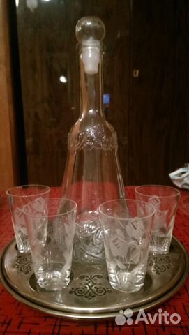 Графины и штофы с рюмками, кувшин СССР и подарки