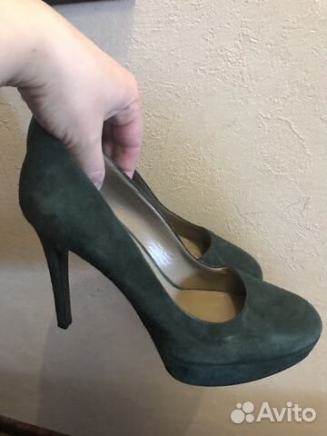 Туфли замшевые зеленые Studio pollini р39 новые Туфли замшевые зеленые Studio pollini р39 новые