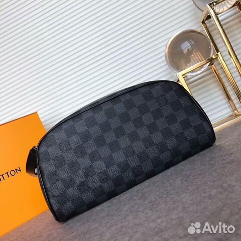 Косметичка louis vuitton Dopp Kit