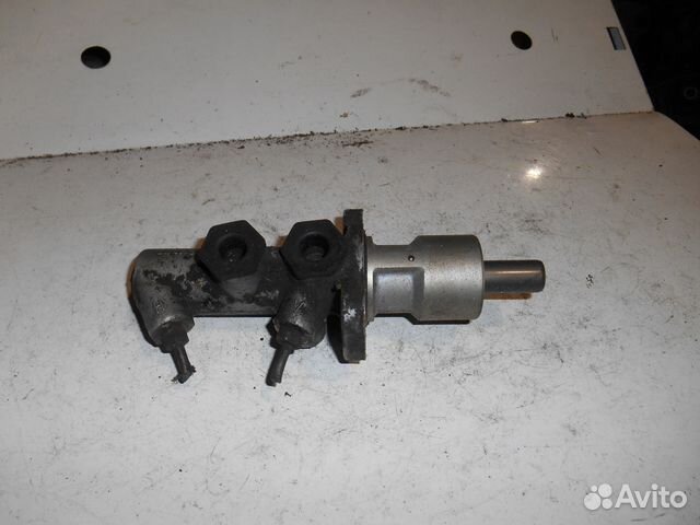 Гтц главный тормозной цилиндр BMW E34 бмв Е34