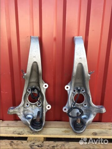 Цапфа левая правая BMW F01 F10 F06 F13 F07