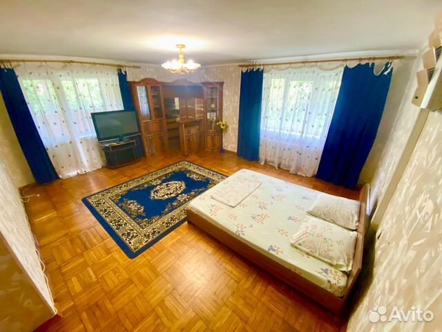 

2-к. квартира, 70 м², 2 кровати