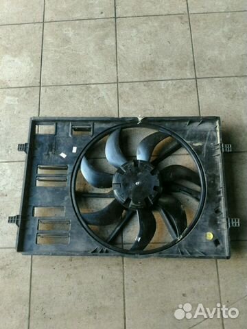 Вентилятор радиатора VW Шкода 5Q0959455F