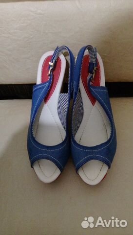 Босоножки на платформе