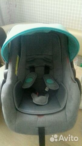 Автомобильное кресло