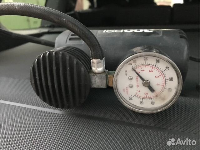 Компрессор для колёс 300PSI с дефектом