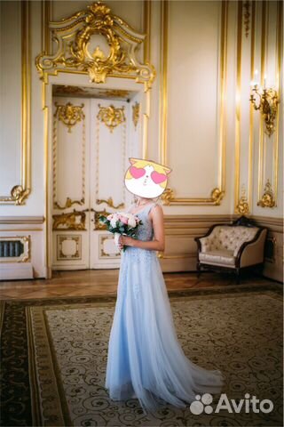 Свадебное платье нежно-голубого цвета