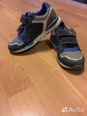 Кроссовки на мальчика. Р-р 28
