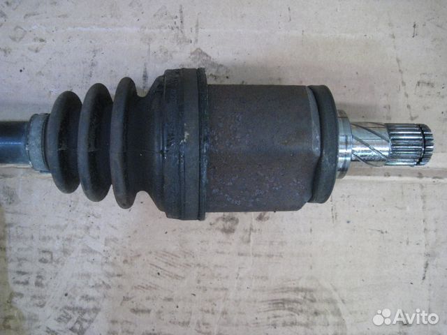 Полуось передняя левая Nissan Almera