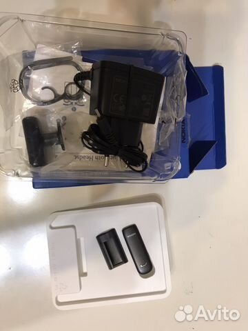Беспроводная гарнитура Nokia Bluetooth Headset BH Беспроводная гарнитура Nokia Bluetooth Headset BH