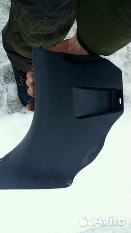 Накладка стойки передняя L нижняя Toyota Rav4 40 Накладка стойки передняя L нижняя Toyota Rav4 40